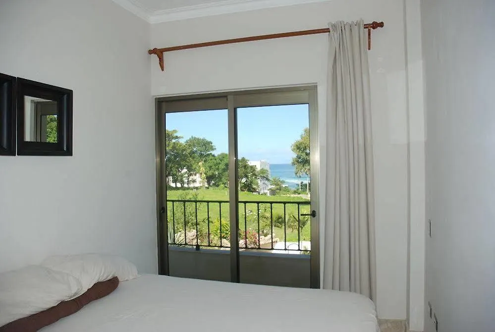 Apartment E&J Beach Condo