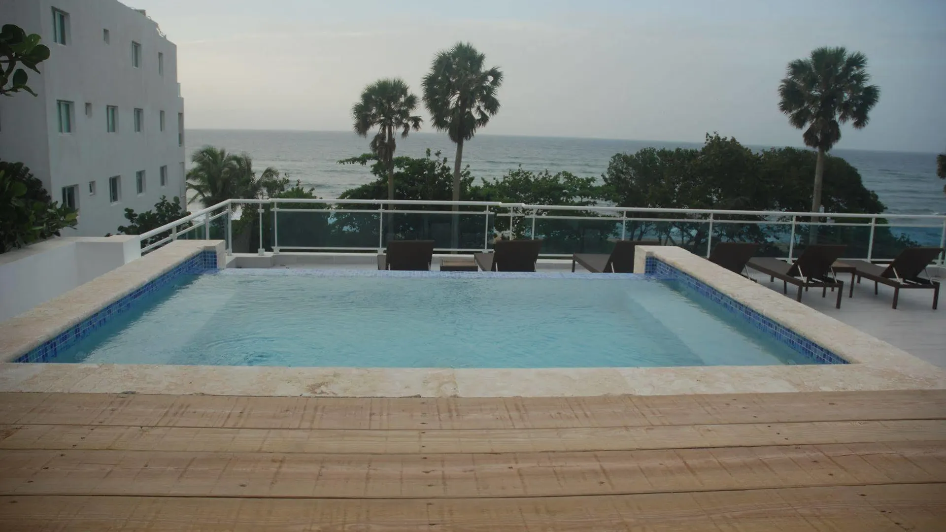 Apartment E&J Beach Condo